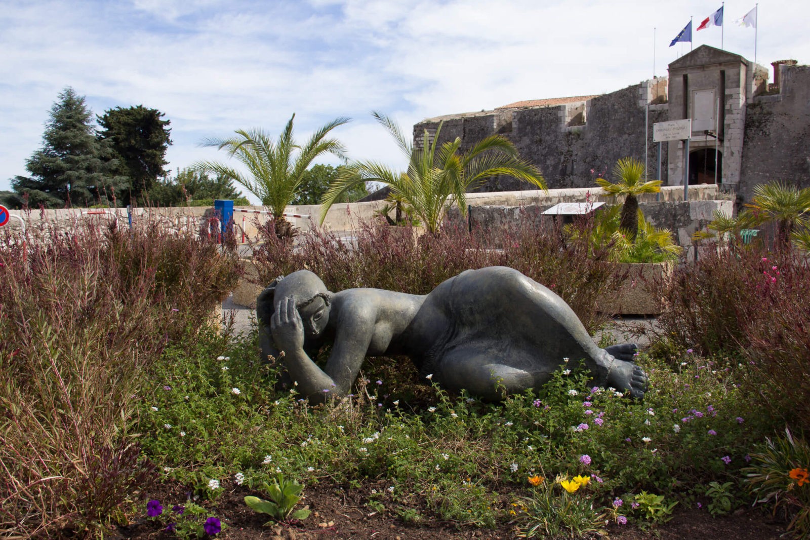 Volti Sculpture Villefranche-Sur-Mer