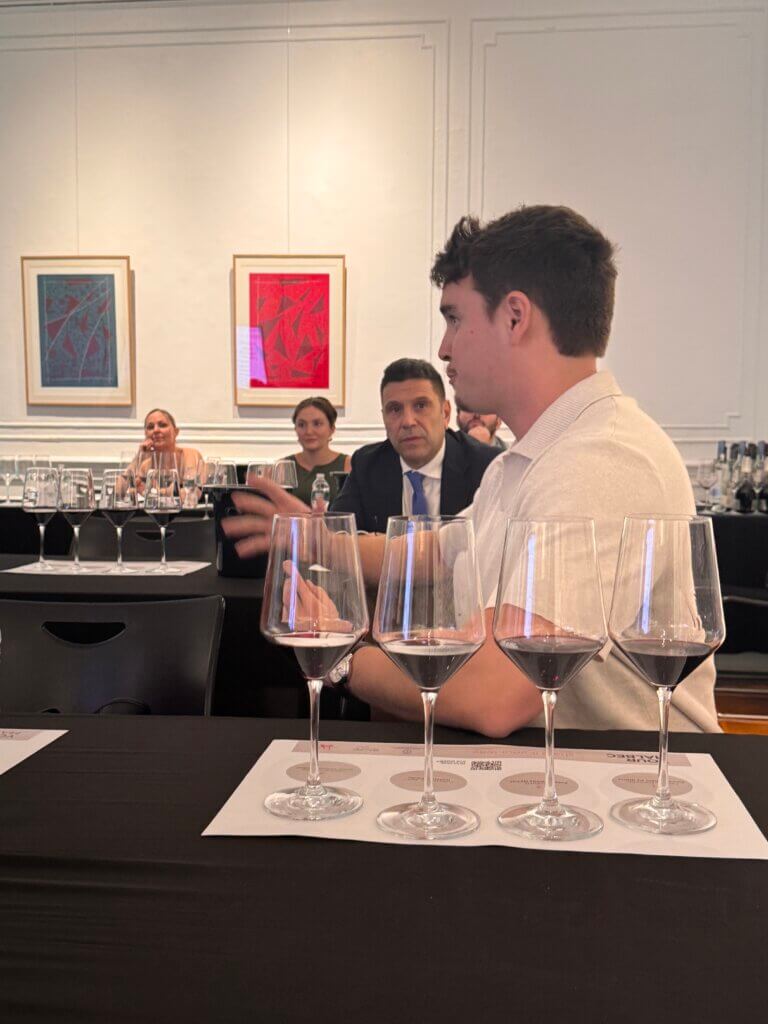 Sebastian Perez Compane Puerta Del Abra Malbec