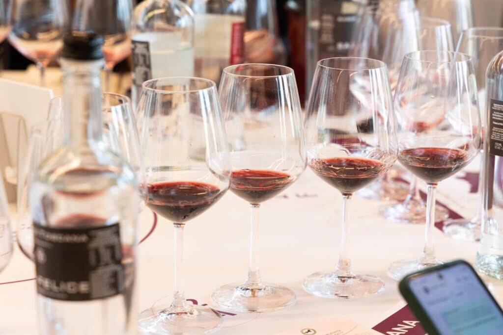 The other Tuscan glasses.